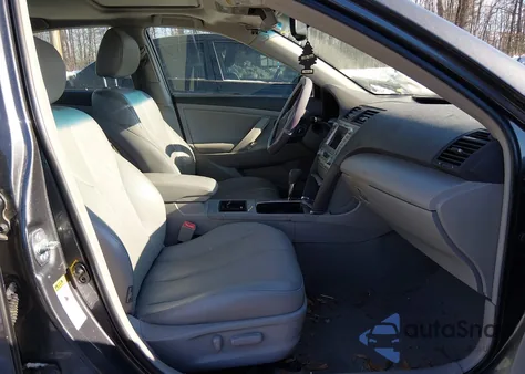 2007 Toyota Camry Hybrid z USA, uszkodzony, nr VIN 4T1BB46K27U015729